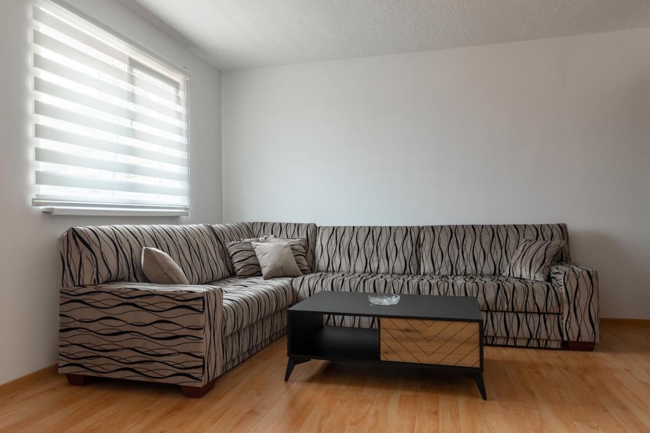 Apartmani Ba SJJ Esterno foto